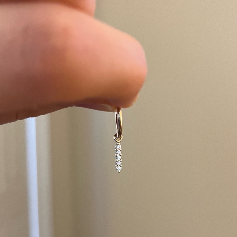 BVLA 14k Yellow Gold Linear 5 Prong Charm with Diamond